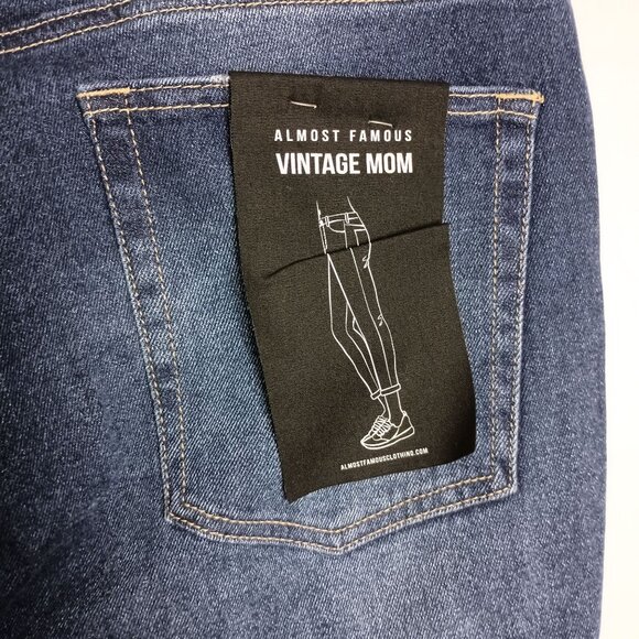 Almost Famous Women’s High Rise Mom Jeans Size 13 Distressed Stretch NWT - Picture 6 of 9